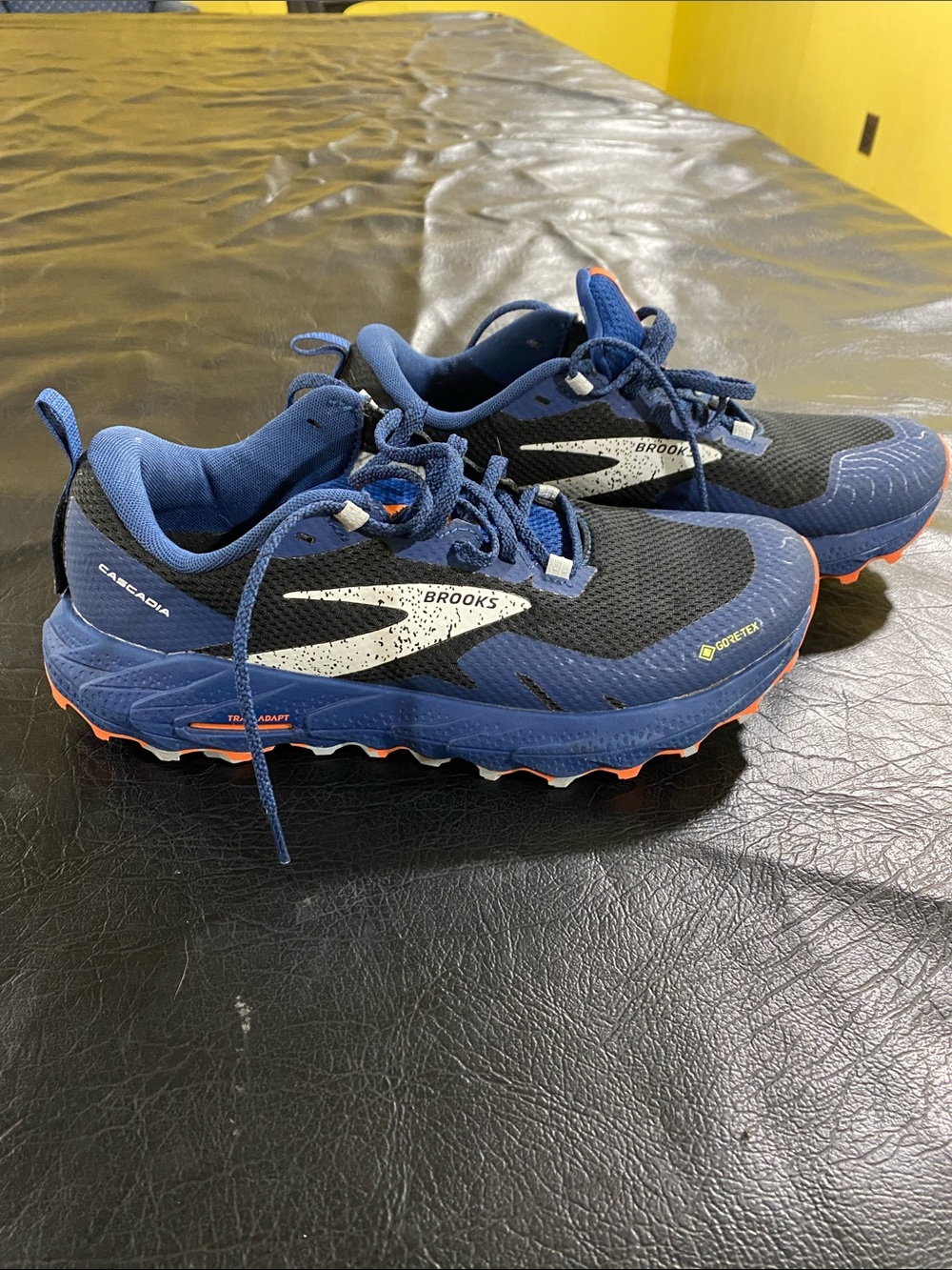 Brooks Cascadia 8 - men’s